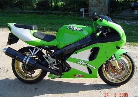 Kawasaki ZX7R  billede 1
