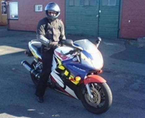 Honda CBR 600 F3 SOLGT - Min Honda og jeg.... billede 8