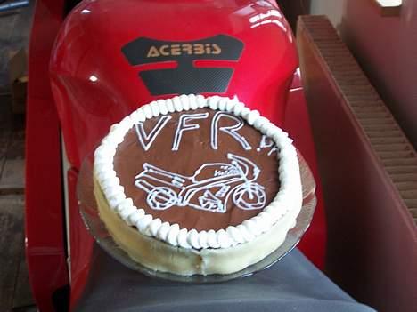 Honda VFR 750 - Lagkage skal der til ;-) billede 13