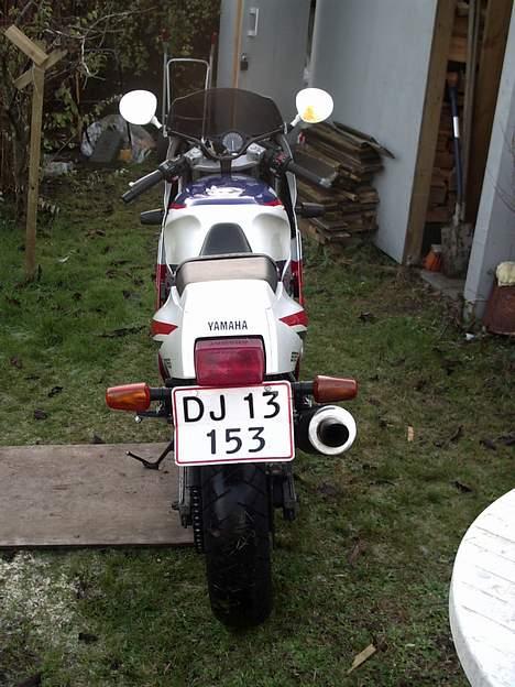 Yamaha fzr 600 (solgt) - god røv siger jeg bare!! billede 2