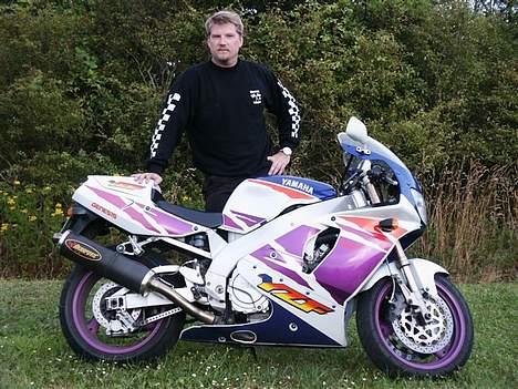 Yamaha YZF750R (solgt)  billede 5