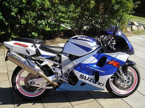 Suzuki TL 1000 R    --SOLGT-- - Her har vi så prinsessen  billede 1