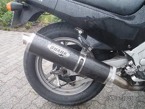Kawasaki GPZ 500s billede 2