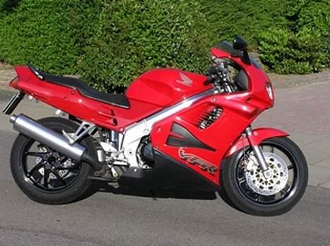 Honda VFR 750 billede 14