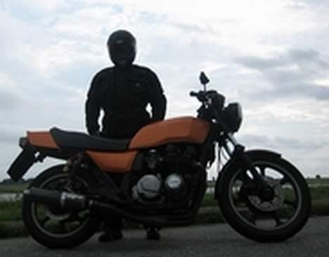 Kawasaki Z 750 R billede 1