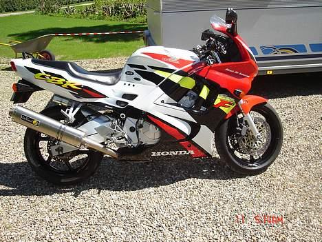 Honda CBR 600 F3 SOLGT billede 2