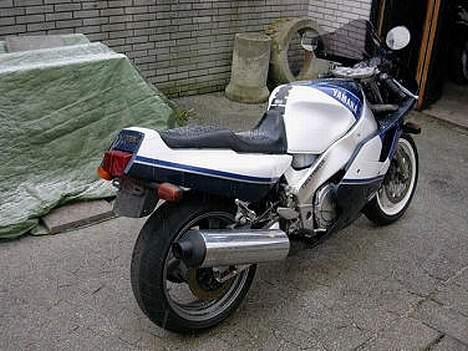 Yamaha FZR 1000 ( solgt ) billede 2