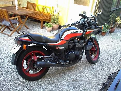 Yamaha Vmax. [power-cruiser] - Min første cykel....Kawasaki GPz750 fra 87....Dejlig cykel! billede 19