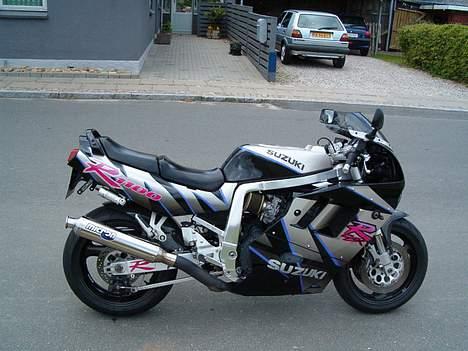 Suzuki GSXR1100R billede 1