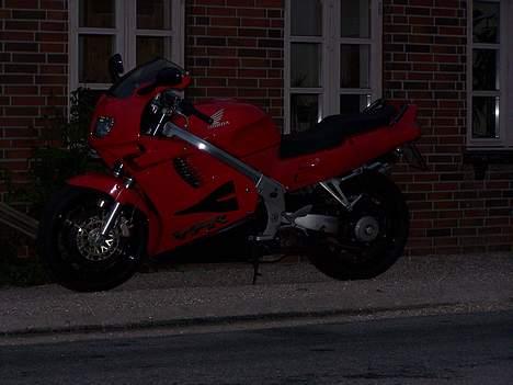 Honda VFR 750 billede 17