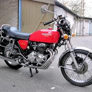 Honda CB 400 F Supersport