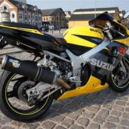 Suzuki GSXR 750 K3