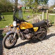 Honda cb 400f