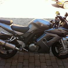 Suzuki sv 1000 s SOLGT