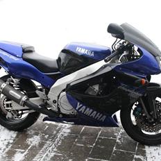 Yamaha Thunderace (SOLGT)