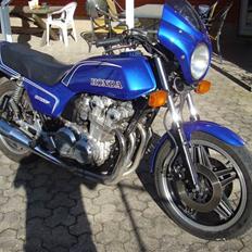 Honda cb750f