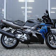 Honda cbr 600 F2 (SOLGT)