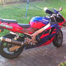 Kawasaki Ninja zx-6r *Julle*