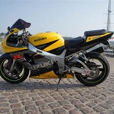 Suzuki GSXR 750 K3