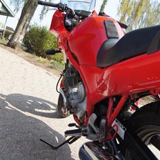 Yamaha XJ600 S