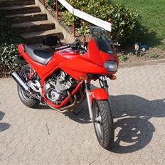 Yamaha XJ600 S