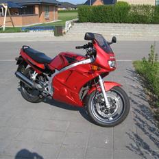 Suzuki GS500 E