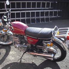 Suzuki GT 550