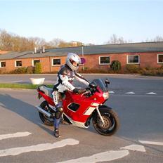 Suzuki GSX 600 F SOLGT D 28/2 2012