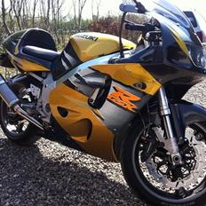 Suzuki Gsxr 750 Srad solgt.