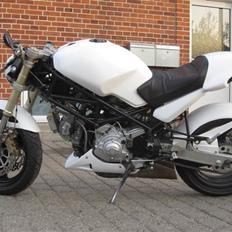 Ducati Monster 900ss New School Cafe Racer