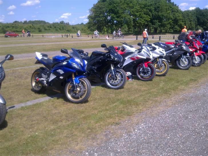 Yamaha yzf-R6 SOLGT billede 8