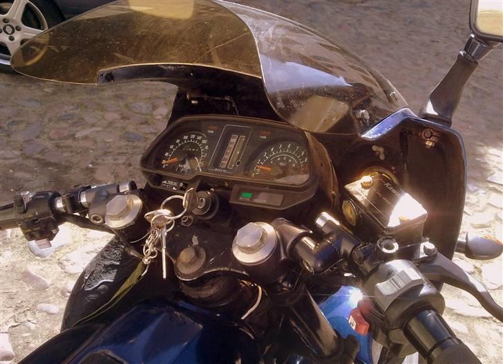 Kawasaki Gpz 550 billede 6