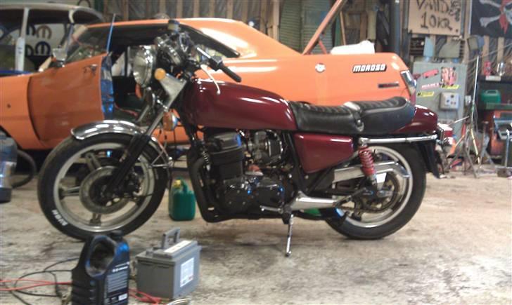 Honda CB 750 F II Super Sport - Vi er ved at være der! billede 6