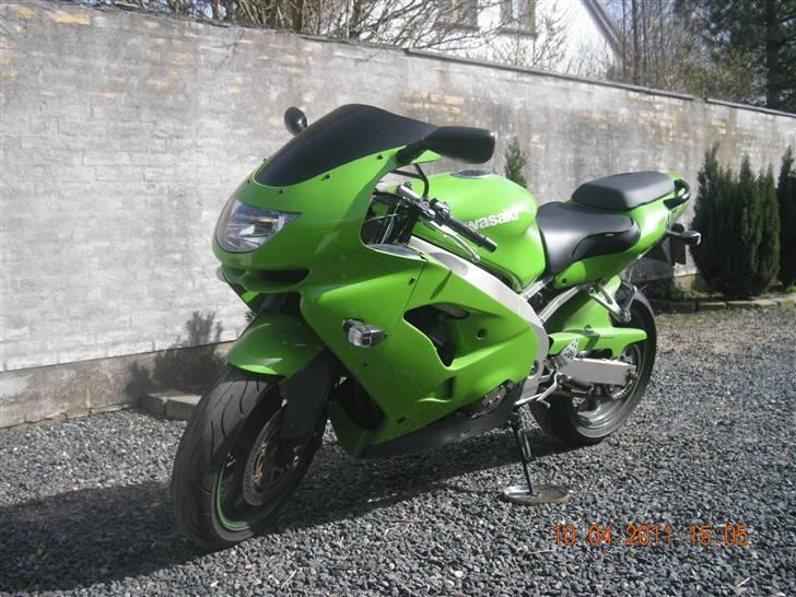 Kawasaki ZX9R Ninja billede 1