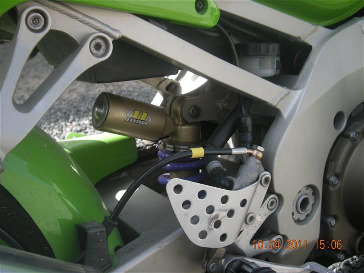 Kawasaki ZX9R Ninja - Hyperpro renoveret bagdæmper billede 3