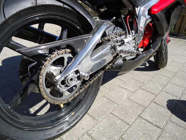 Aprilia RS 125 (Carbon) billede 18