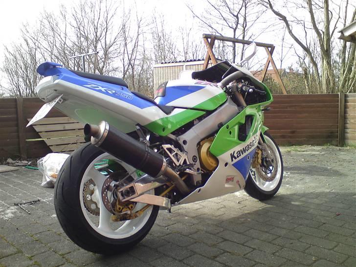 Kawasaki ZXR 750/948RR - undertray monteret billede 19