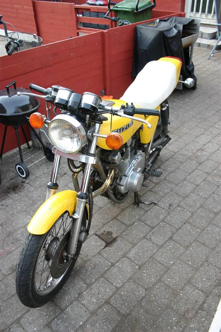 Suzuki GS 400 billede 1