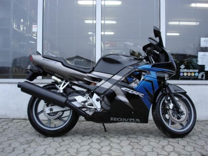 Honda cbr 600 F2 (SOLGT) billede 2