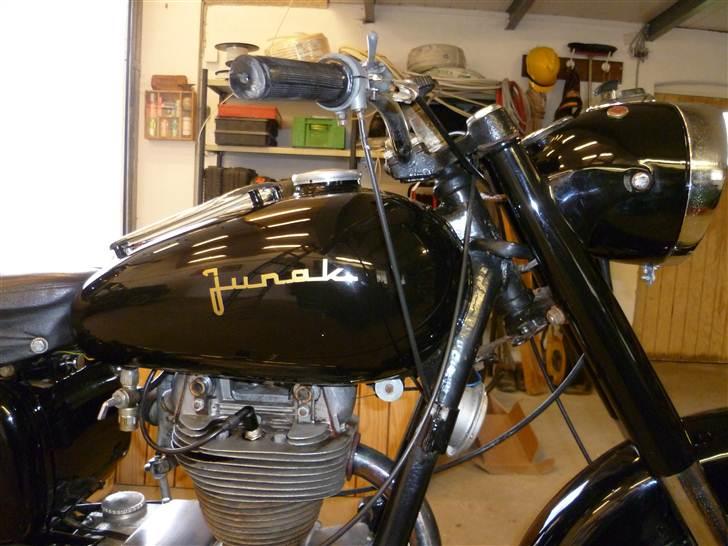 Ural junak M07 - Lidt kreativ er man. Navnet er  håndmalet billede 4