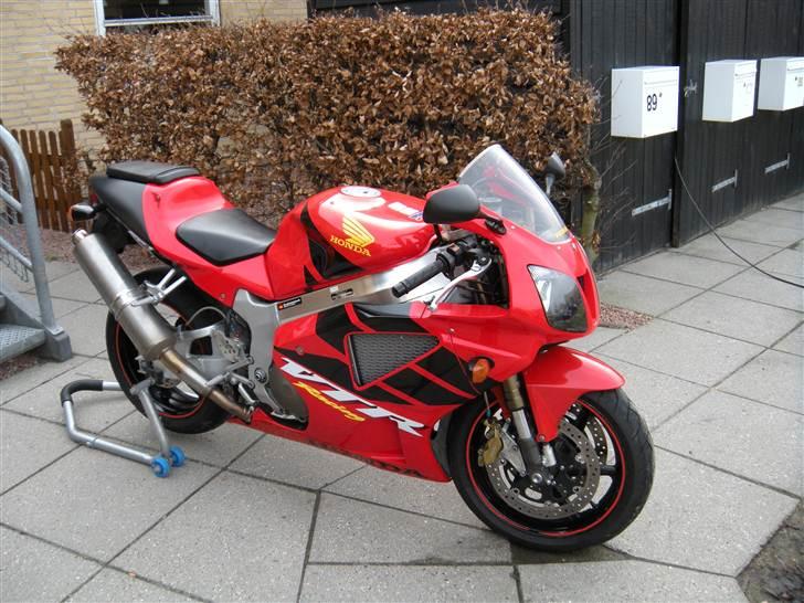 Honda VTR SP-1 billede 13