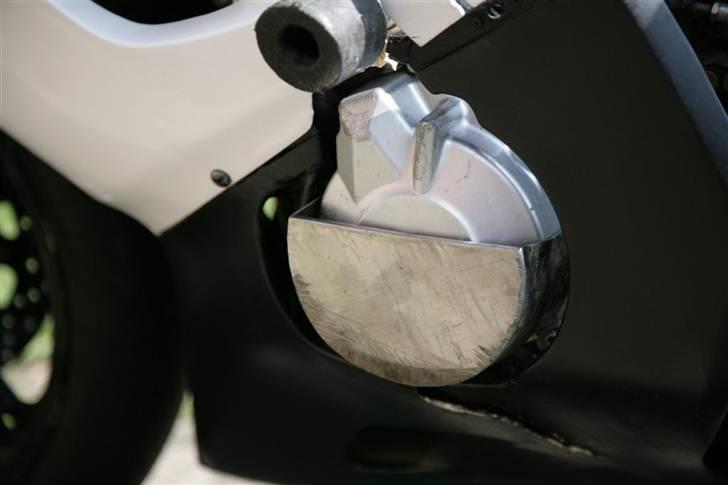 Yamaha R6 - Baneracer - Hjemmesmedet beskyttelse billede 7