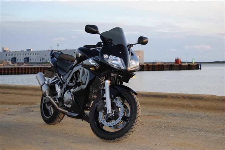 Suzuki SV650 S (SOLGT) billede 1