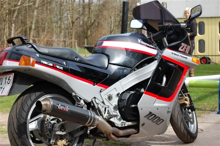 Kawasaki ZX 10 billede 3