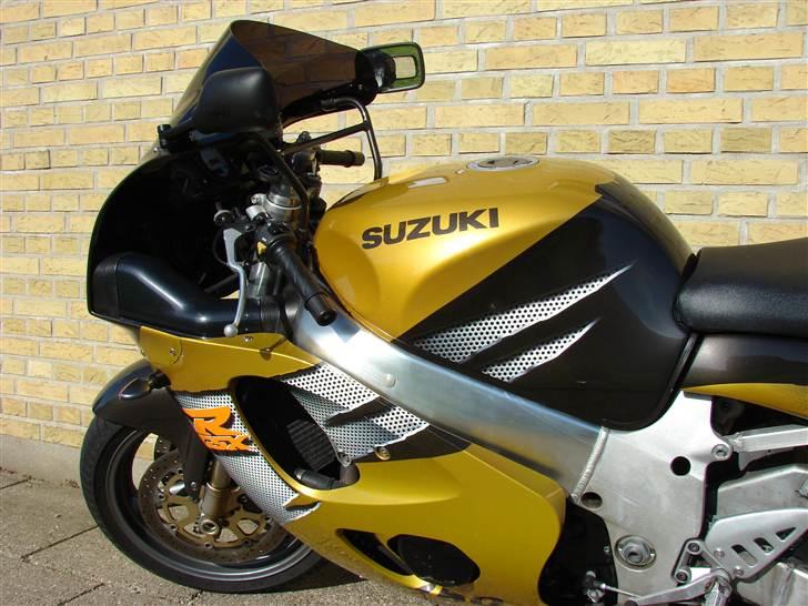 Suzuki GSX-R750 SRAD **SOLGT** billede 9