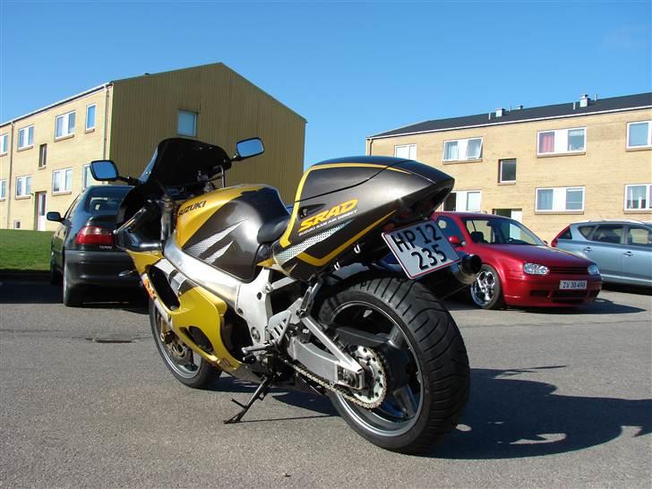 Suzuki GSX-R750 SRAD **SOLGT** billede 10