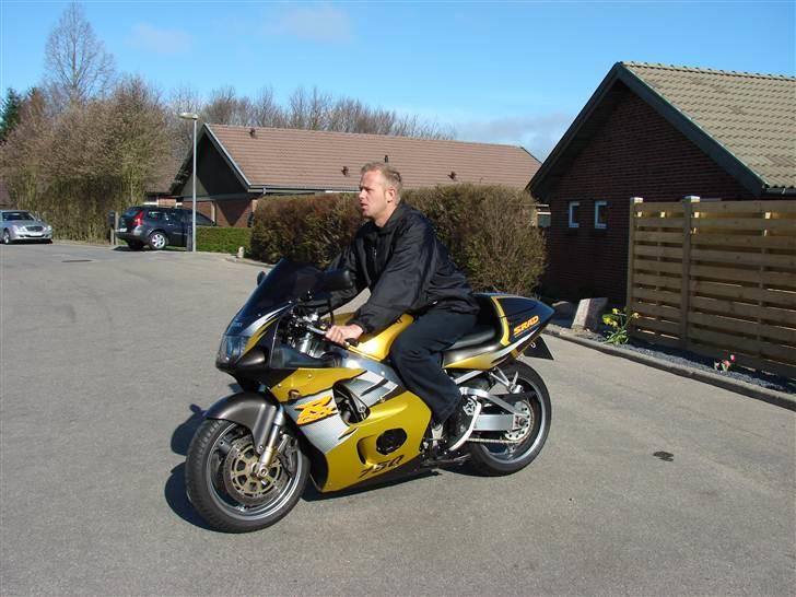 Suzuki GSX-R750 SRAD **SOLGT** billede 11