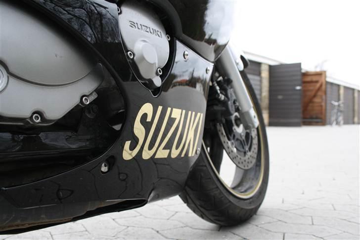 Suzuki gsx 750 F (katana) *solgt* billede 15