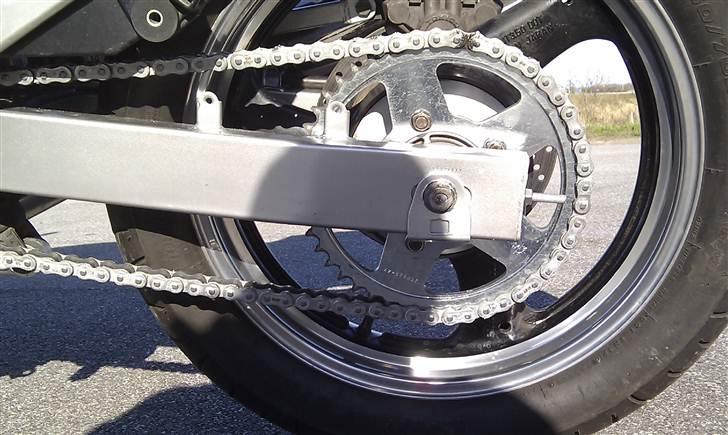 Suzuki GSX 750F billede 9