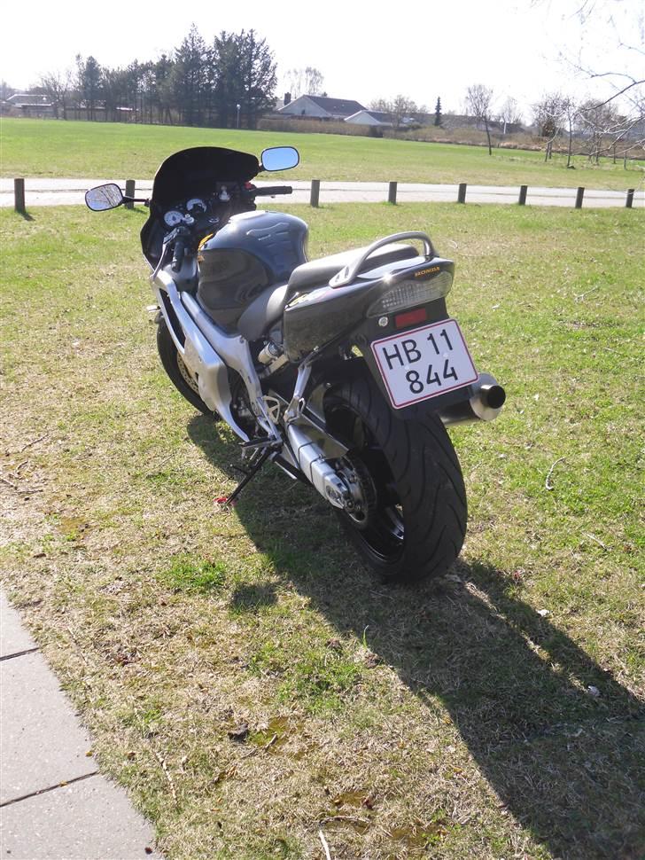 Honda CBR 600 F4 billede 3